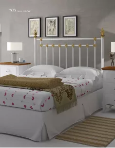 Cabecero de bronce 705